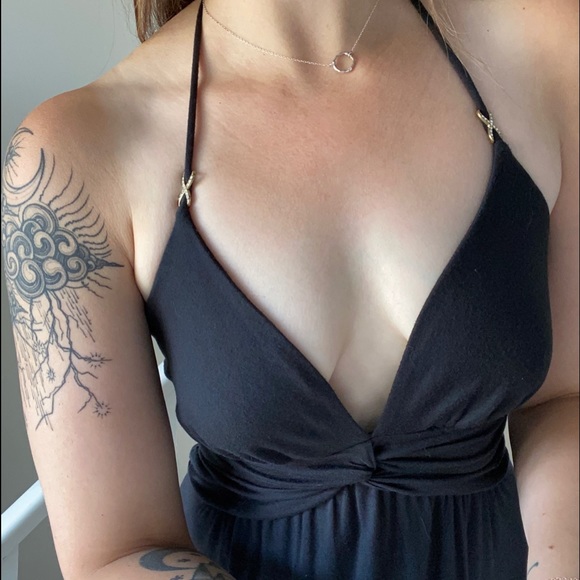 Black Xs Express halter dress - Picture 4 of 9